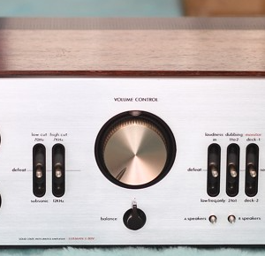 Amply Luxman L80V đẹp xuất sắc