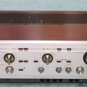 Amply Luxman L560 Đẹp xuất sắc huyền thoại